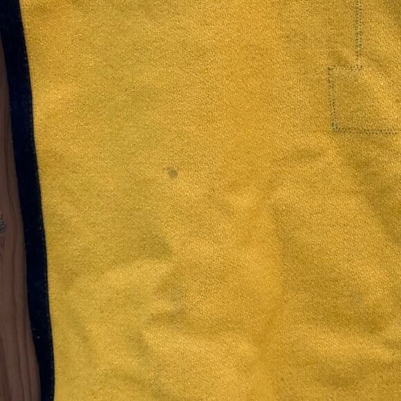 Vintage Collegiate Traditions Army Wool‎ Blanket Yellow Black USA Made 90's - Picture 11 of 13